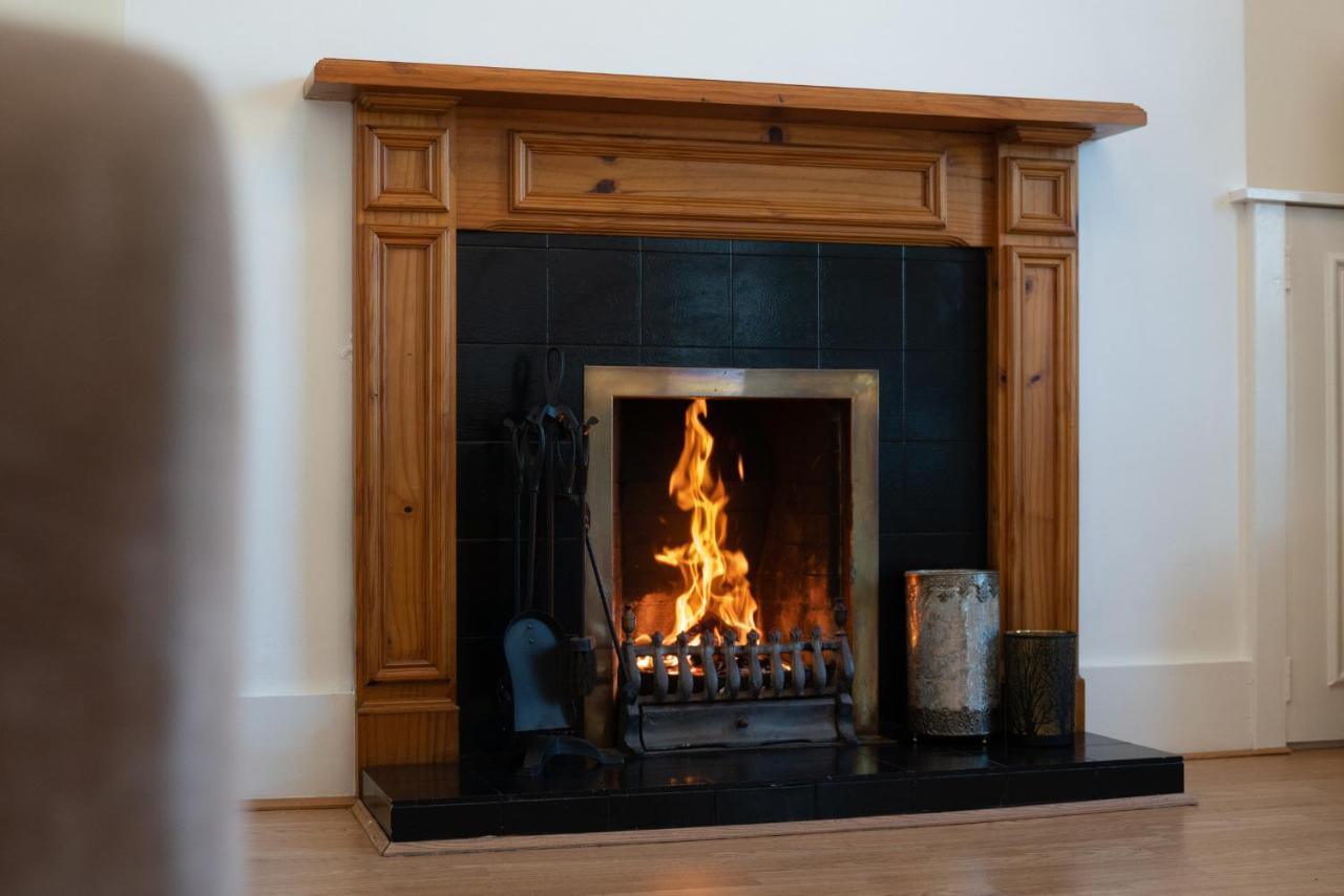 Dwellcome Home Ltd 1 Bed Apt, Half Mile To Union Street Yet Quiet, Free Parking, Fast Wifi, Ideal For Long Term Contractor, Etc Stays, Fully Equipped Kitchen, Regular Housekeeping Option - See Our Site For Assurance Aberdeen Exteriér fotografie